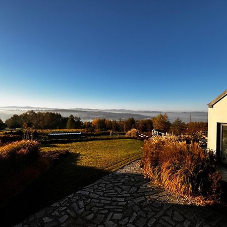 Villa Relax With Swimming Pool And Mountain View Bukow Екстериор снимка