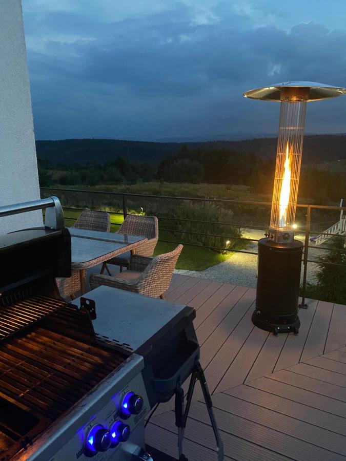 Villa Relax With Swimming Pool And Mountain View Bukow Екстериор снимка