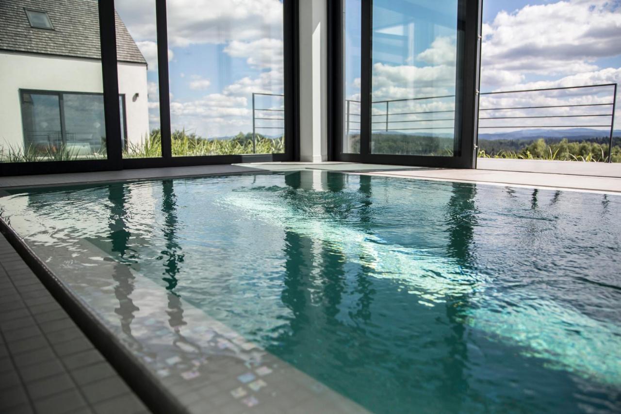 Villa Relax With Swimming Pool And Mountain View Bukow Екстериор снимка