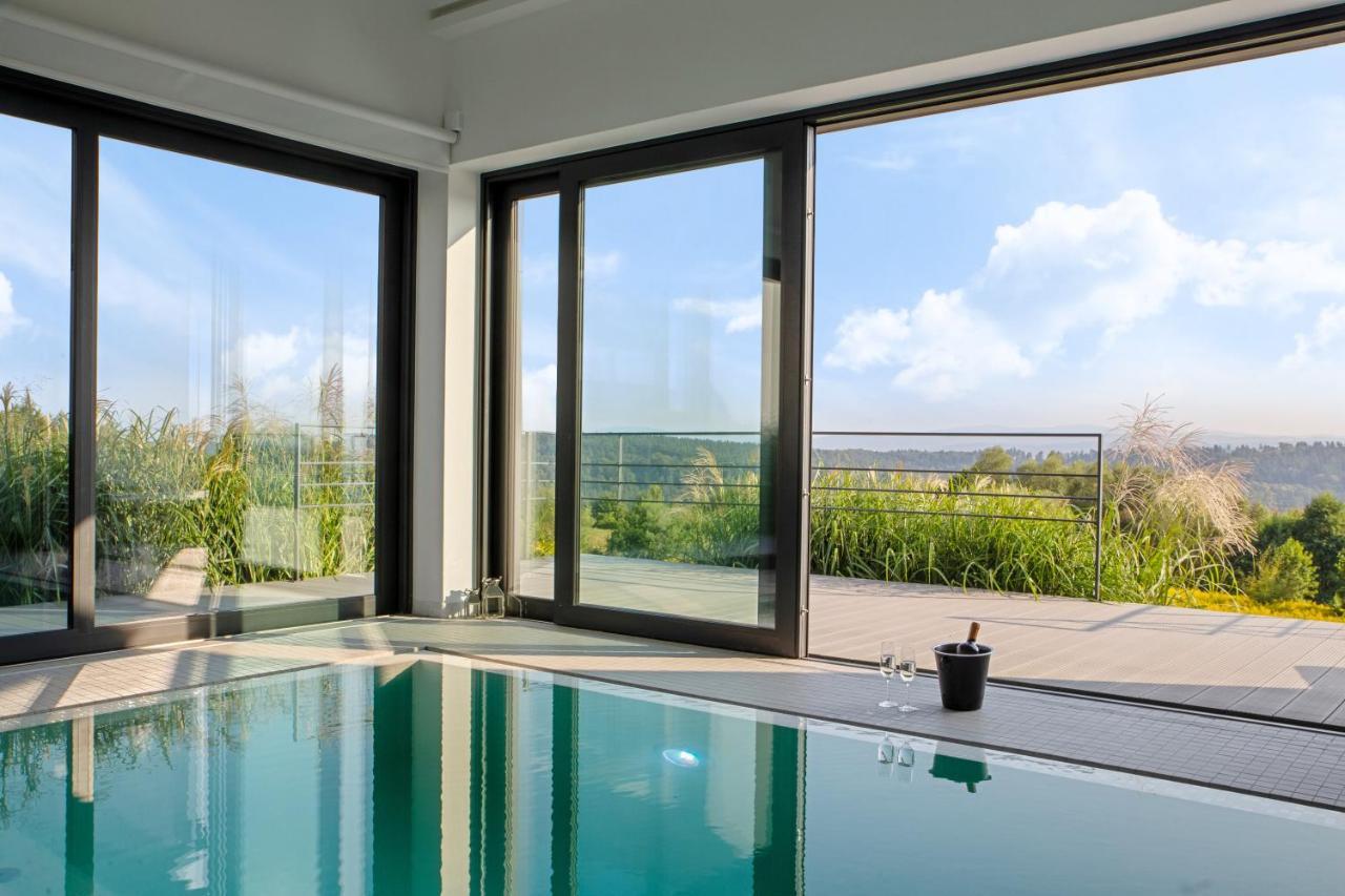 Villa Relax With Swimming Pool And Mountain View Bukow Екстериор снимка