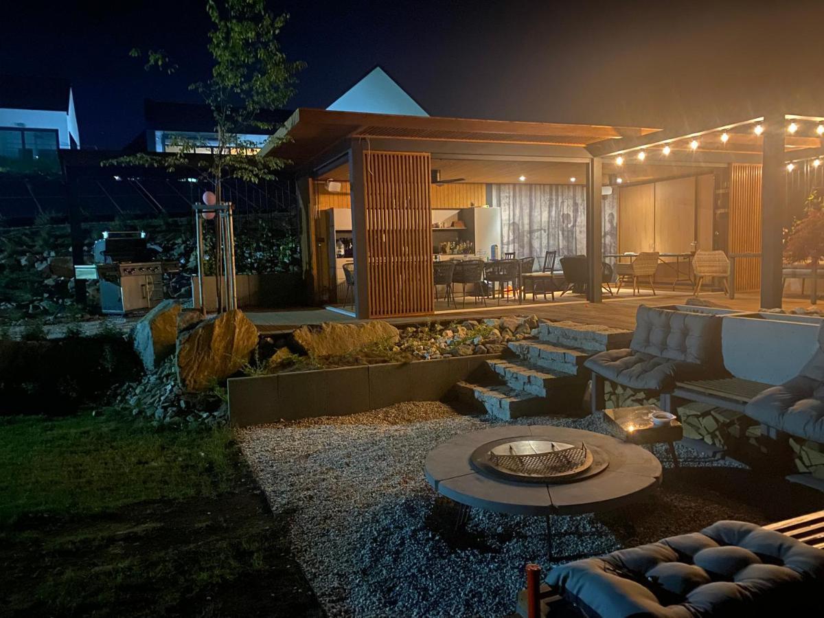 Villa Relax With Swimming Pool And Mountain View Bukow Екстериор снимка