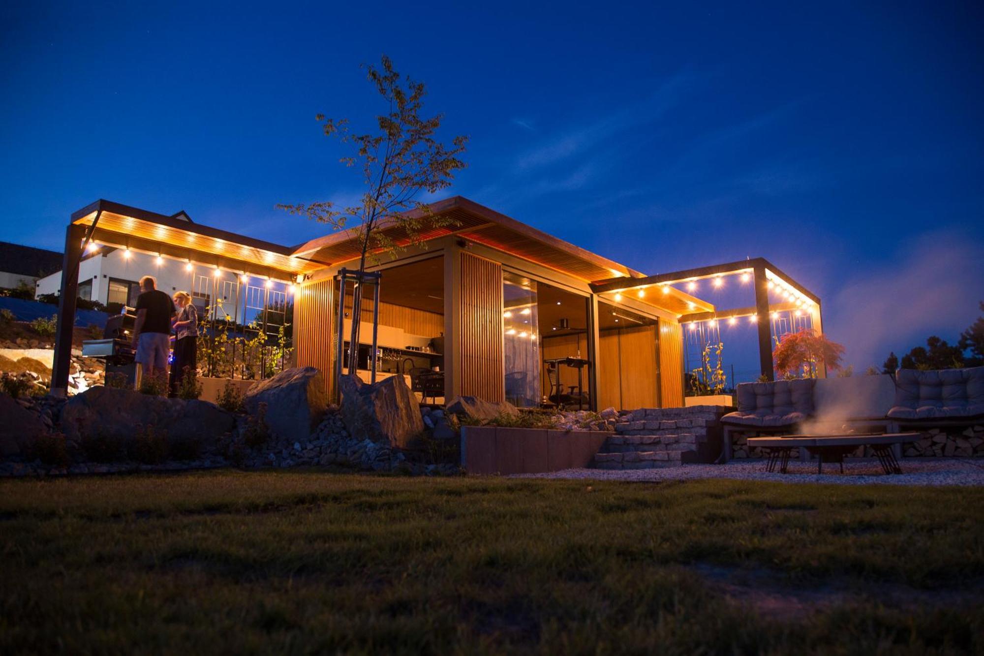 Villa Relax With Swimming Pool And Mountain View Bukow Екстериор снимка