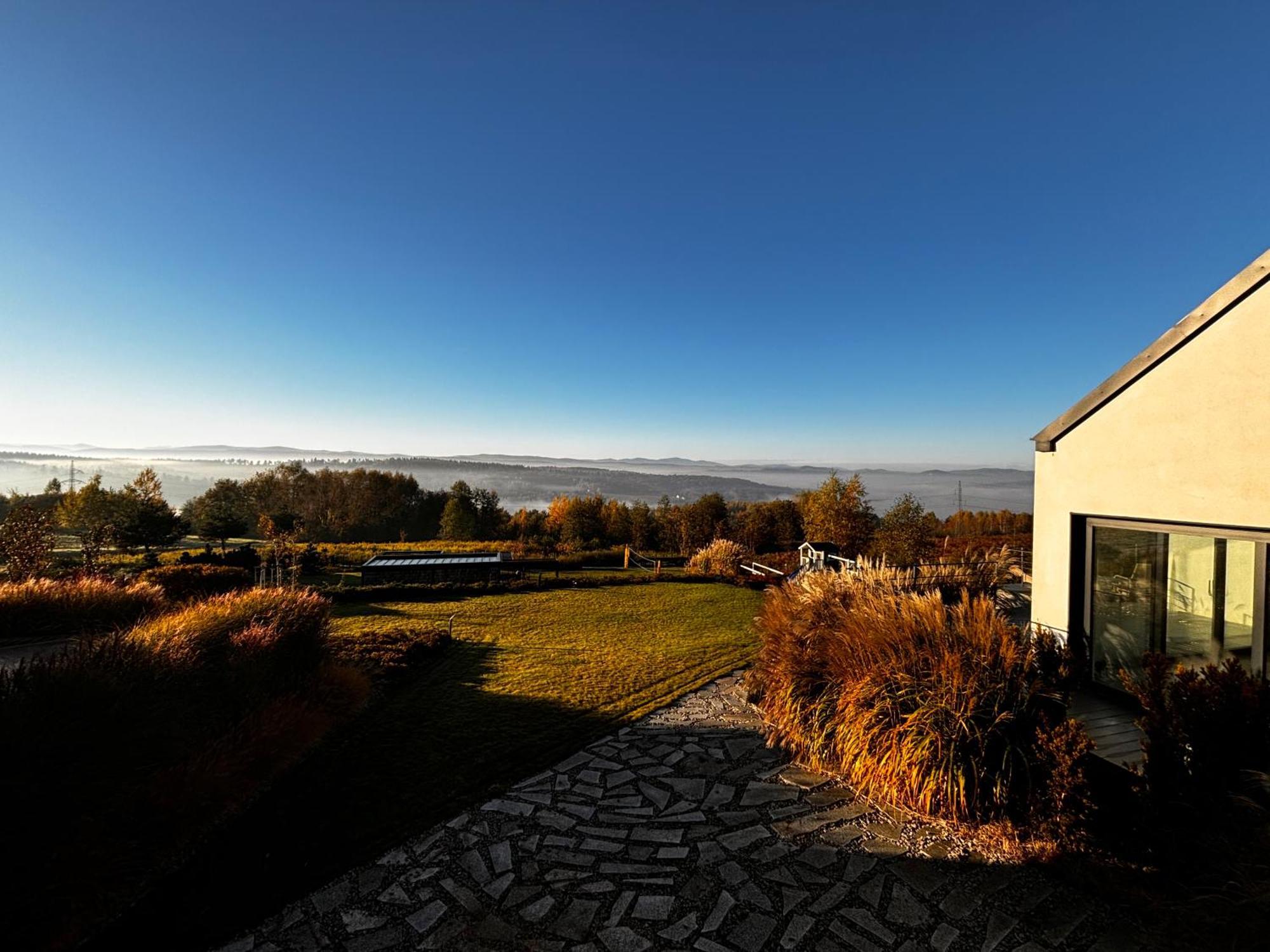 Villa Relax With Swimming Pool And Mountain View Bukow Екстериор снимка